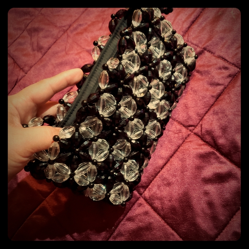 Beaded hand bag